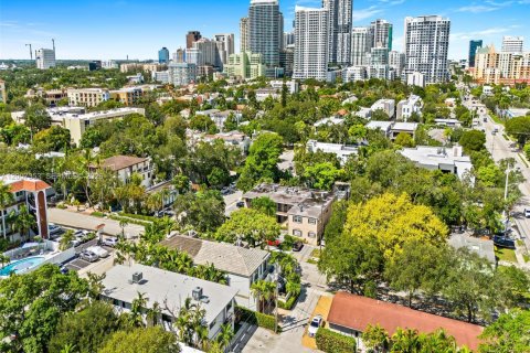 Immobilier commercial à vendre à Fort Lauderdale, Floride: 391.95 m2 № 2170818 - photo 30