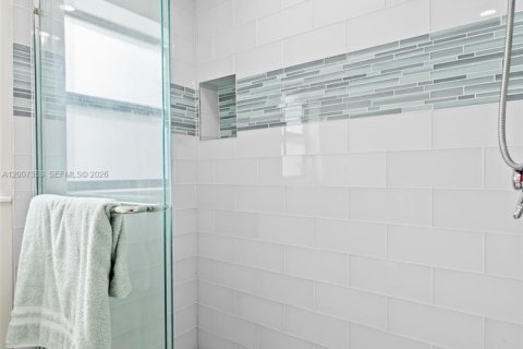 Immobilier commercial à vendre à Fort Lauderdale, Floride: 391.95 m2 № 2170818 - photo 14