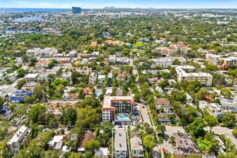 Immobilier commercial à vendre à Fort Lauderdale, Floride: 391.95 m2 № 2170818 - photo 26
