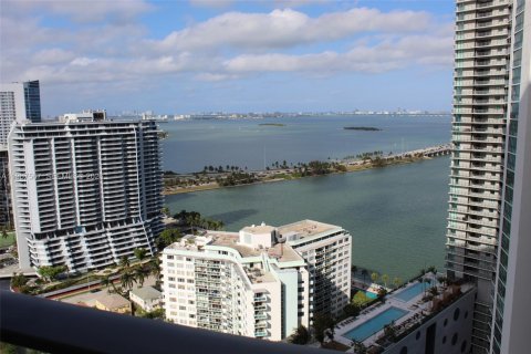 Condo in Miami, Florida, 1 bedroom  № 2029691 - photo 3