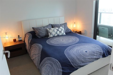 Condo in Miami, Florida, 1 bedroom  № 2029691 - photo 13