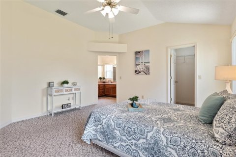 House in The Villages, Florida 3 bedrooms, 222.41 sq.m. № 1879659 - photo 30
