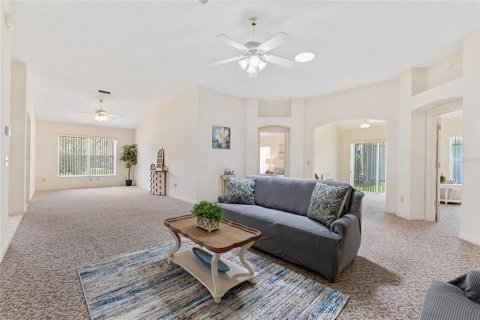 House in The Villages, Florida 3 bedrooms, 222.41 sq.m. № 1879659 - photo 28
