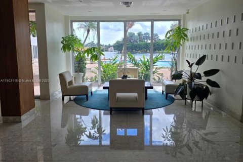 Condo in Bay Harbor Islands, Florida, 1 bedroom  № 1955063 - photo 6