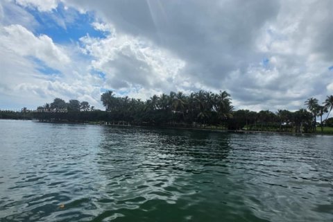 Condo in Bay Harbor Islands, Florida, 1 bedroom  № 1955063 - photo 20