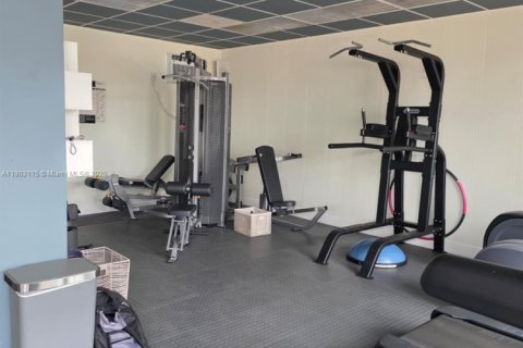 Condo in Bay Harbor Islands, Florida, 1 bedroom  № 1955063 - photo 14