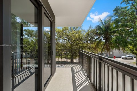 Condominio en alquiler en Miami, Florida, 1 dormitorio, 65.68 m2 № 2047612 - foto 20