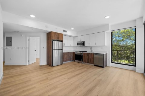 Condominio en alquiler en Miami, Florida, 1 dormitorio, 65.68 m2 № 2047612 - foto 13