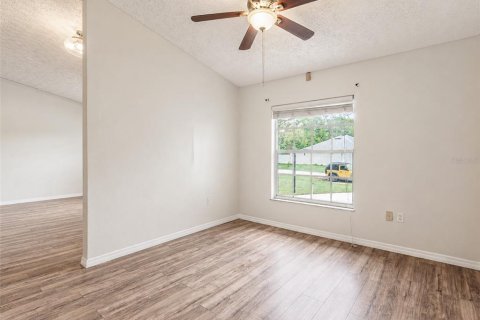 Casa en venta en Spring Hill, Florida, 2 dormitorios, 153.85 m2 № 2151122 - foto 9