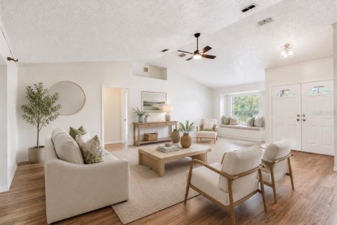 Casa en venta en Spring Hill, Florida, 2 dormitorios, 153.85 m2 № 2151122 - foto 3