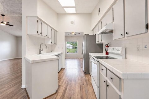 Casa en venta en Spring Hill, Florida, 2 dormitorios, 153.85 m2 № 2151122 - foto 12