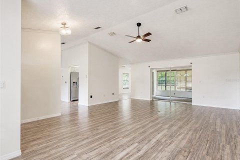 Casa en venta en Spring Hill, Florida, 2 dormitorios, 153.85 m2 № 2151122 - foto 4