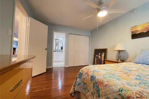 Condominio en alquiler en Saint Petersburg, Florida, 2 dormitorios, 107.77 m2 № 1778577 - foto 12