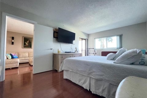Condominio en alquiler en Saint Petersburg, Florida, 2 dormitorios, 107.77 m2 № 1778577 - foto 20