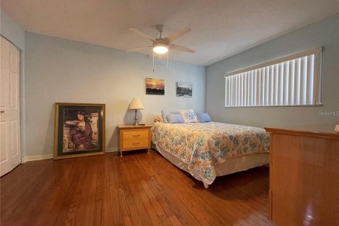Condominio en alquiler en Saint Petersburg, Florida, 2 dormitorios, 107.77 m2 № 1778577 - foto 11