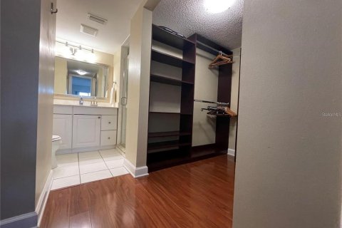Condominio en alquiler en Saint Petersburg, Florida, 2 dormitorios, 107.77 m2 № 1778577 - foto 23