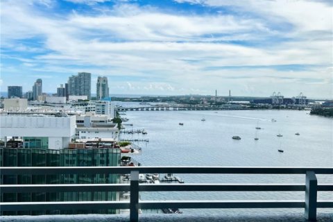 Снять в аренду кондоминиум в Майами-Бич, Флорида 2 спальни, 100.71м2, № 1938734 - фото 6