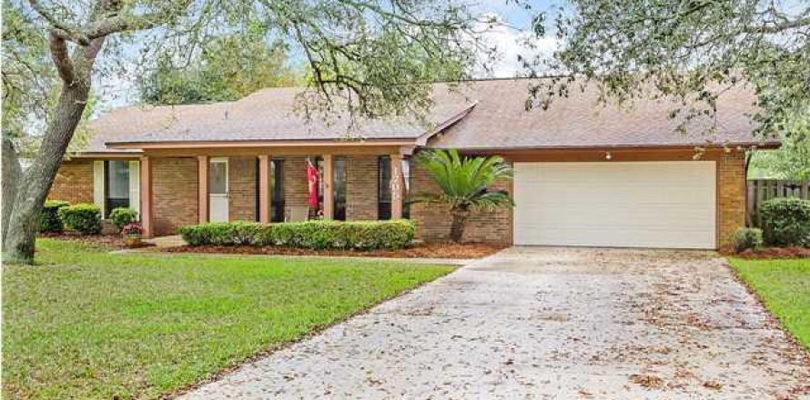House in Panama City Beach, Florida 4 bedrooms, 200.85 sq.m. № 590455