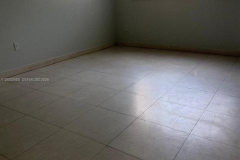 Condo in Miami, Florida, 3 bedrooms  № 2353645 - photo 6