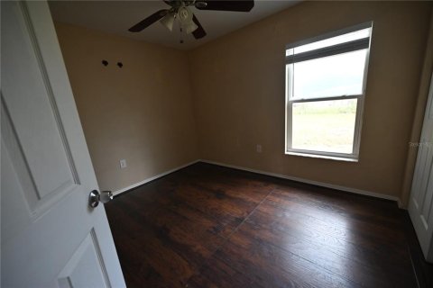 Villa ou maison à vendre à New Port Richey, Floride: 3 chambres, 131.83 m2 № 2312668 - photo 12