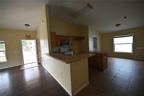 Villa ou maison à vendre à New Port Richey, Floride: 3 chambres, 131.83 m2 № 2312668 - photo 4