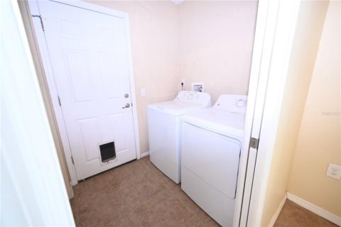 Villa ou maison à vendre à New Port Richey, Floride: 3 chambres, 131.83 m2 № 2312668 - photo 24