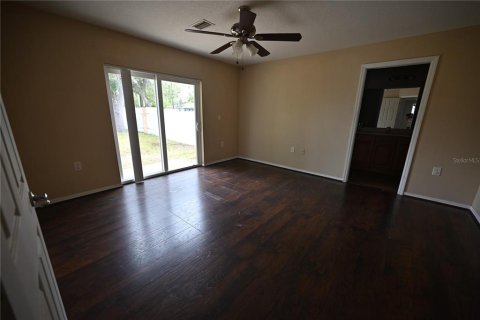 Villa ou maison à vendre à New Port Richey, Floride: 3 chambres, 131.83 m2 № 2312668 - photo 9