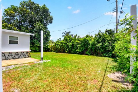 Villa ou maison à vendre à Lantana, Floride: 3 chambres, 96.8 m2 № 2189824 - photo 28