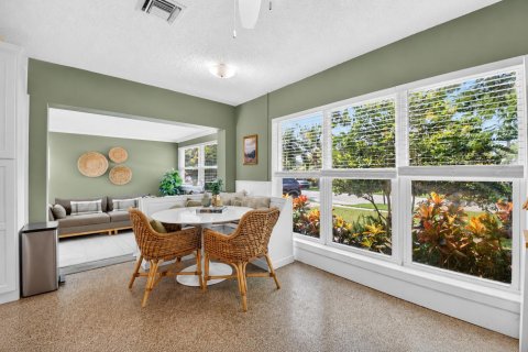 Villa ou maison à vendre à Lantana, Floride: 3 chambres, 96.8 m2 № 2189824 - photo 8