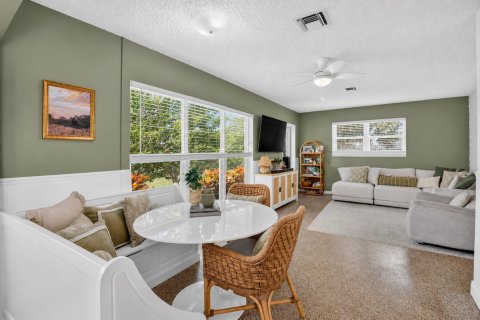 Villa ou maison à vendre à Lantana, Floride: 3 chambres, 96.8 m2 № 2189824 - photo 9