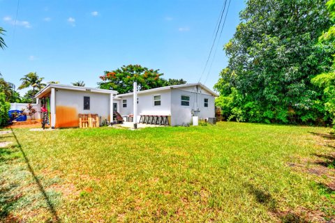 Villa ou maison à vendre à Lantana, Floride: 3 chambres, 96.8 m2 № 2189824 - photo 30