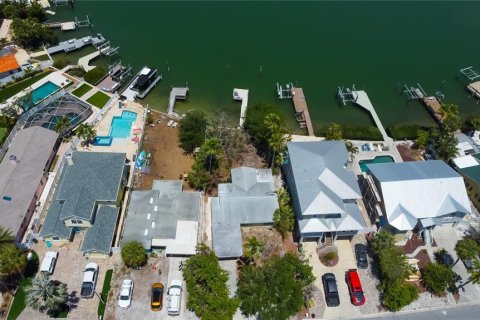 House in Indian Rocks Beach, Florida 2 bedrooms, 101.45 sq.m. № 1653998 - photo 23