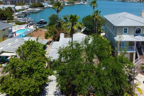 House in Indian Rocks Beach, Florida 2 bedrooms, 101.45 sq.m. № 1653998 - photo 21