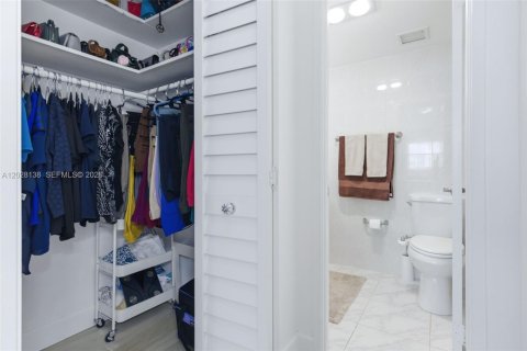 Condominio en venta en Hollywood, Florida, 2 dormitorios, 105.17 m2 № 2084900 - foto 23