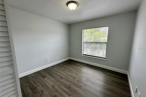 Touwnhouse à louer à Orlando, Floride: 3 chambres, 121.42 m2 № 2425278 - photo 15