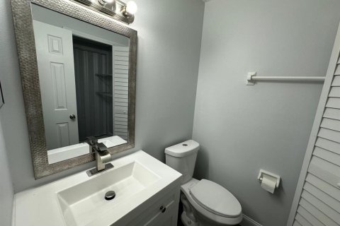 Touwnhouse à louer à Orlando, Floride: 3 chambres, 121.42 m2 № 2425278 - photo 3