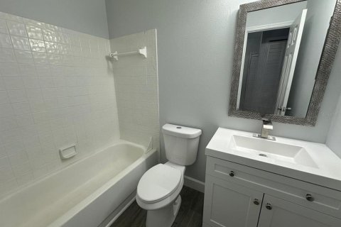 Touwnhouse à louer à Orlando, Floride: 3 chambres, 121.42 m2 № 2425278 - photo 14