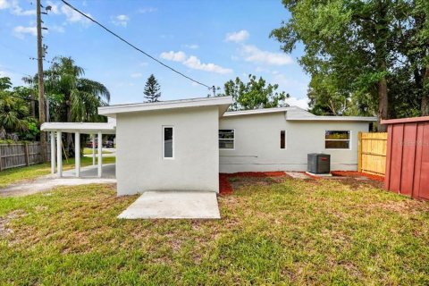 House in Saint Petersburg, Florida 2 bedrooms, 95.78 sq.m. № 2393978 - photo 21
