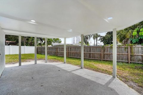 House in Saint Petersburg, Florida 2 bedrooms, 95.78 sq.m. № 2393978 - photo 22