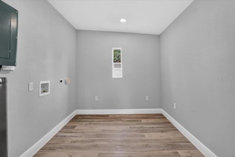 House in Saint Petersburg, Florida 2 bedrooms, 95.78 sq.m. № 2393978 - photo 14