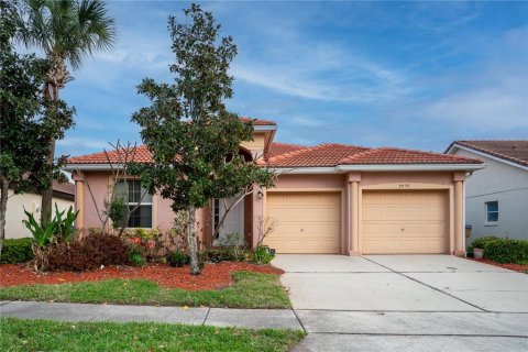 Casa en alquiler en Kissimmee, Florida, 3 dormitorios, 155.98 m2 № 2091998 - foto 2