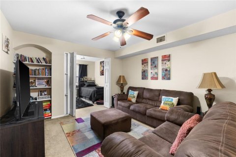 Condominio en venta en Altamonte Springs, Florida, 2 dormitorios, 71.26 m2 № 1795442 - foto 11
