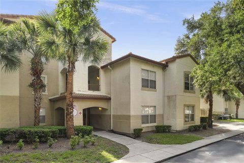 Condominio en venta en Altamonte Springs, Florida, 2 dormitorios, 71.26 m2 № 1795442 - foto 1