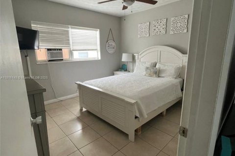 Condo in Deerfield Beach, Florida, 1 bedroom  № 1768726 - photo 8
