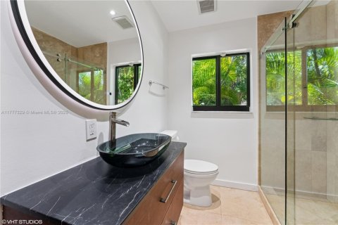 Casa en venta en North Miami Beach, Florida, 3 dormitorios, 178.93 m2 № 1713661 - foto 26