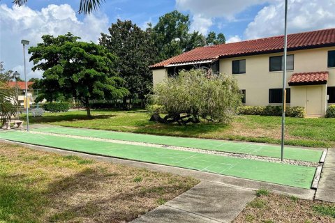 Condo in Sarasota, Florida, 1 bedroom  № 2225930 - photo 20