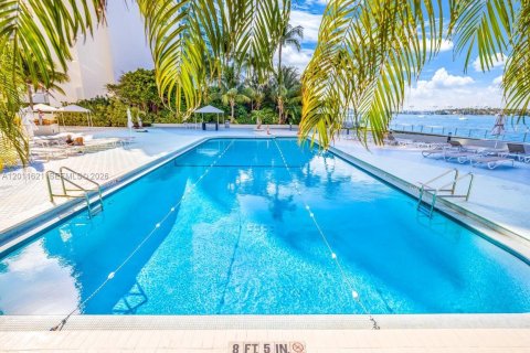 Condominio en alquiler en Miami Beach, Florida, 1 dormitorio, 77.76 m2 № 2075299 - foto 10