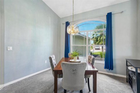 House in Spring Hill, Florida 4 bedrooms, 232.07 sq.m. № 2388167 - photo 15