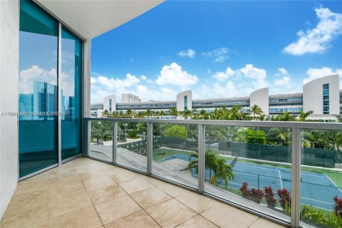 Copropriété à vendre à Aventura, Floride: 3 chambres, 126.53 m2 № 1998555 - photo 2