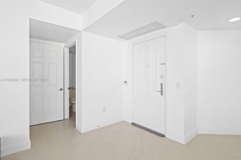Купить кондоминиум в Авентура, Флорида 2 спальни, 149.57м2, № 1977364 - фото 28